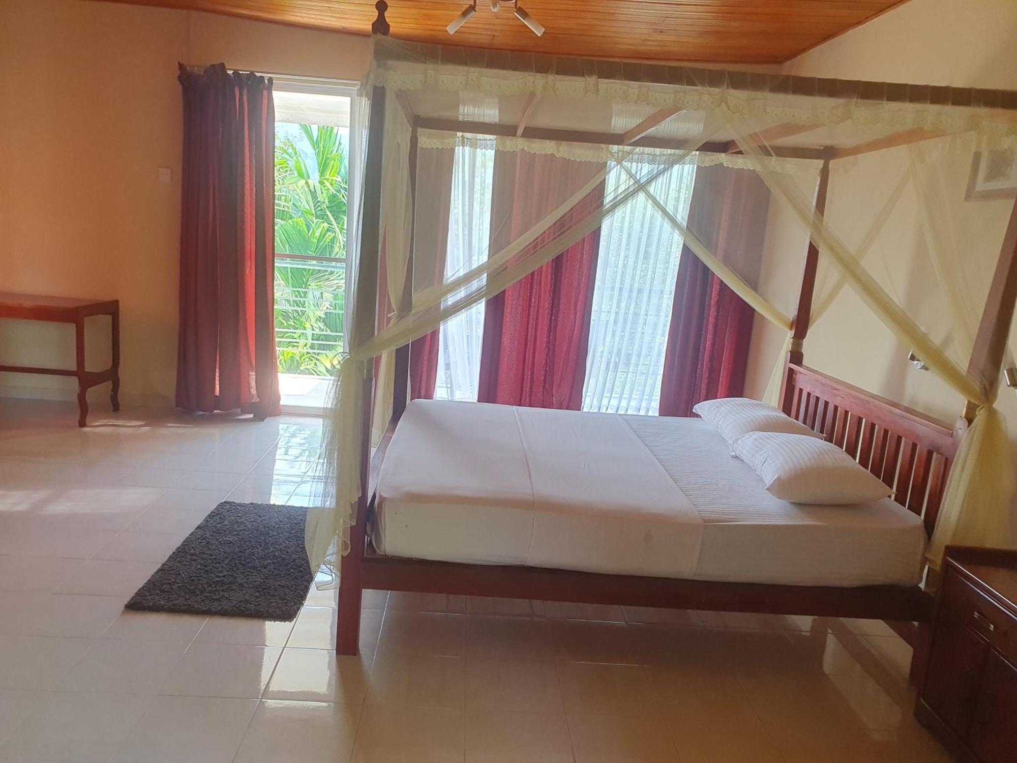 Rainforest Lodge, Deniyaya Singheraja Szoba fotó