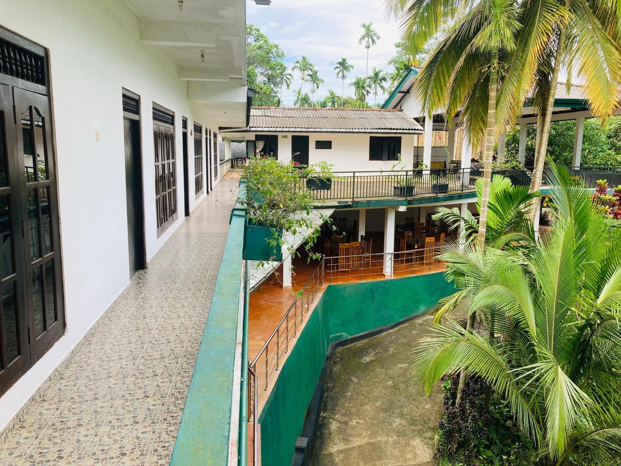 Rainforest Lodge, Deniyaya Singheraja Kültér fotó