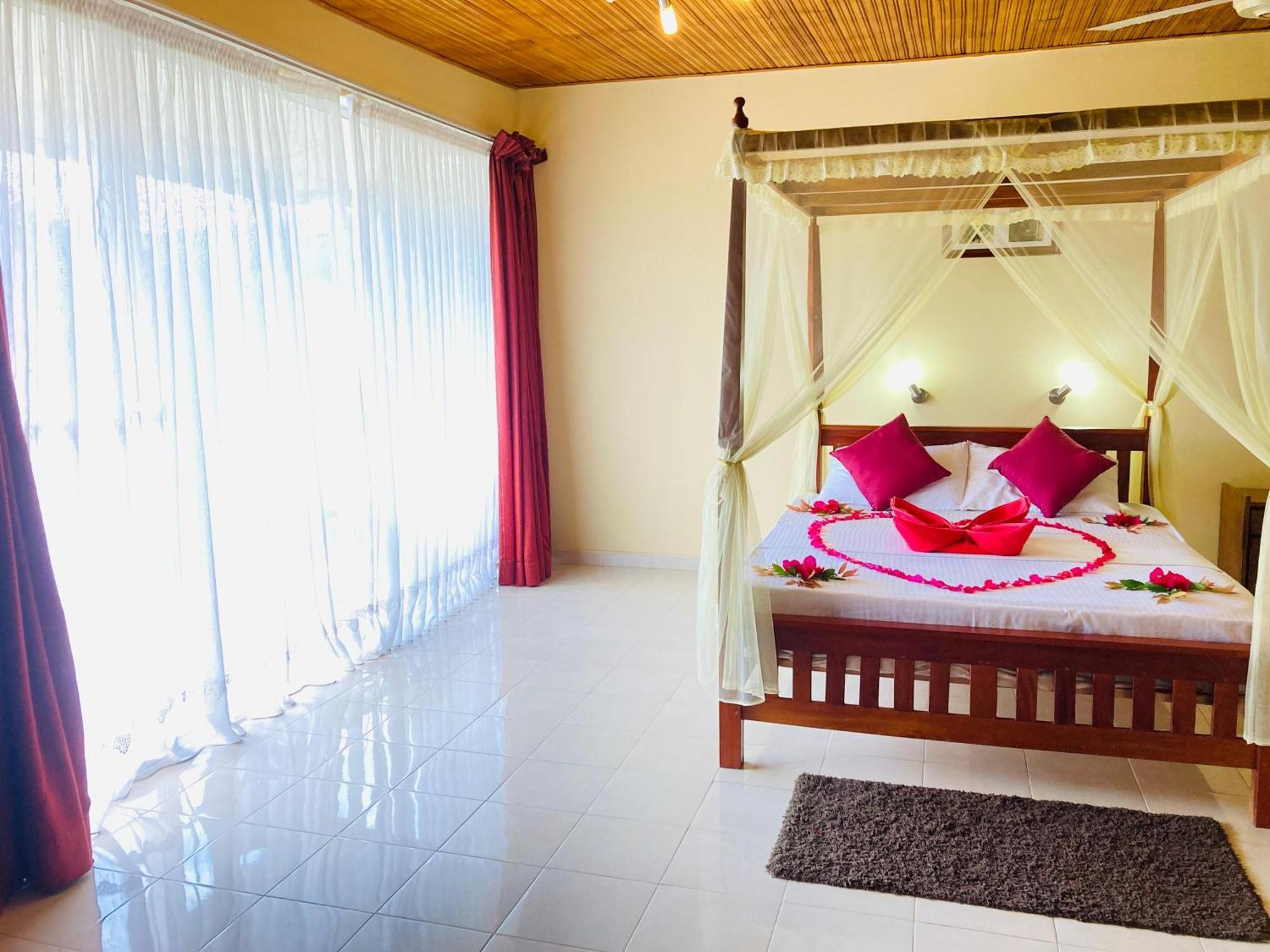 Rainforest Lodge, Deniyaya Singheraja Kültér fotó